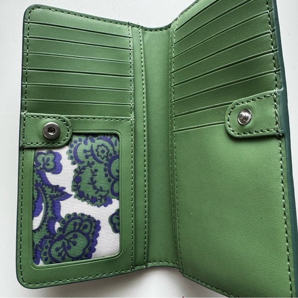 Vera Bradley Vegan Leather Wallet NWT - Picture 4 of 5
